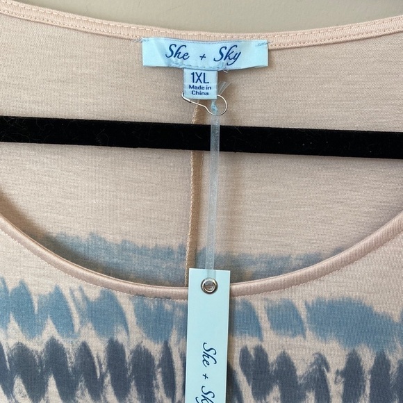 NWT Plus Size Tie Dye Top - 1X - Picture 4 of 6